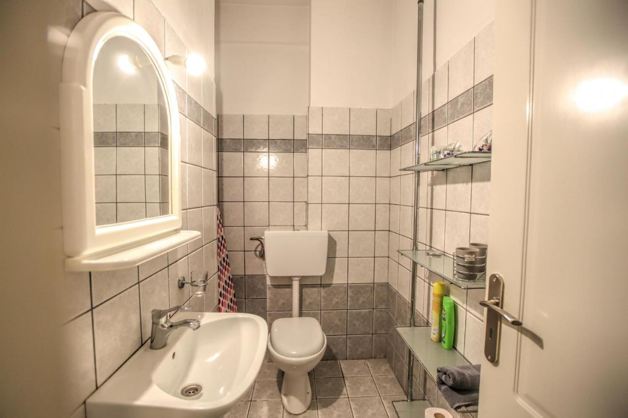 Grand Meteora Central Luxury Apartment Каламбака Екстер'єр фото