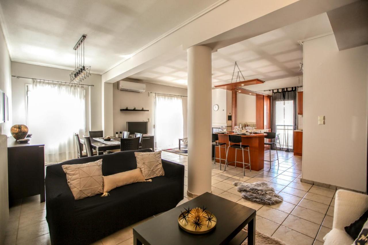 Grand Meteora Central Luxury Apartment Каламбака Екстер'єр фото